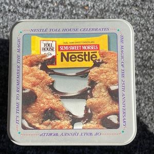 25th anniversary Nestlé’s chocolate tin celebrating Disney world ,vintage